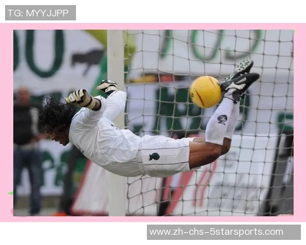 足球蝎子摆尾技艺解析与精彩瞬间回顾让我们一起领略足球的魅力与激情 足球蝎子摆尾技艺解析与精彩瞬间回顾让我们一起领略足球的魅力与激情